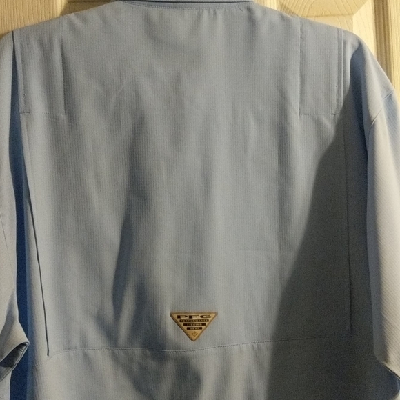 Columbia sportswear company button up - Picture 3 of 4